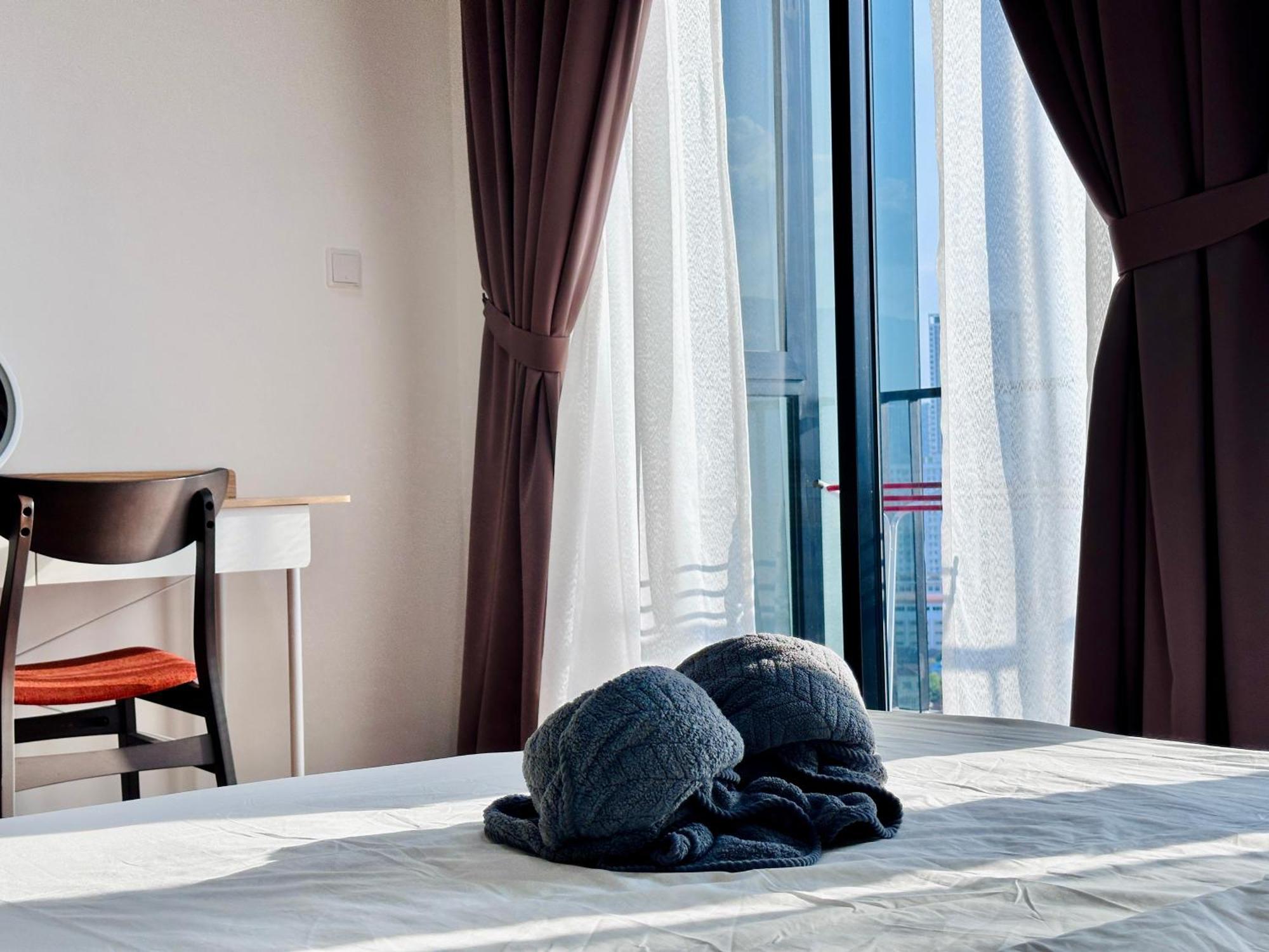 New 2Br Georgetown Warm And Lovely Homestay 10Pax-无敌美景两房民宿 Beacon Executive Suite Ngoại thất bức ảnh