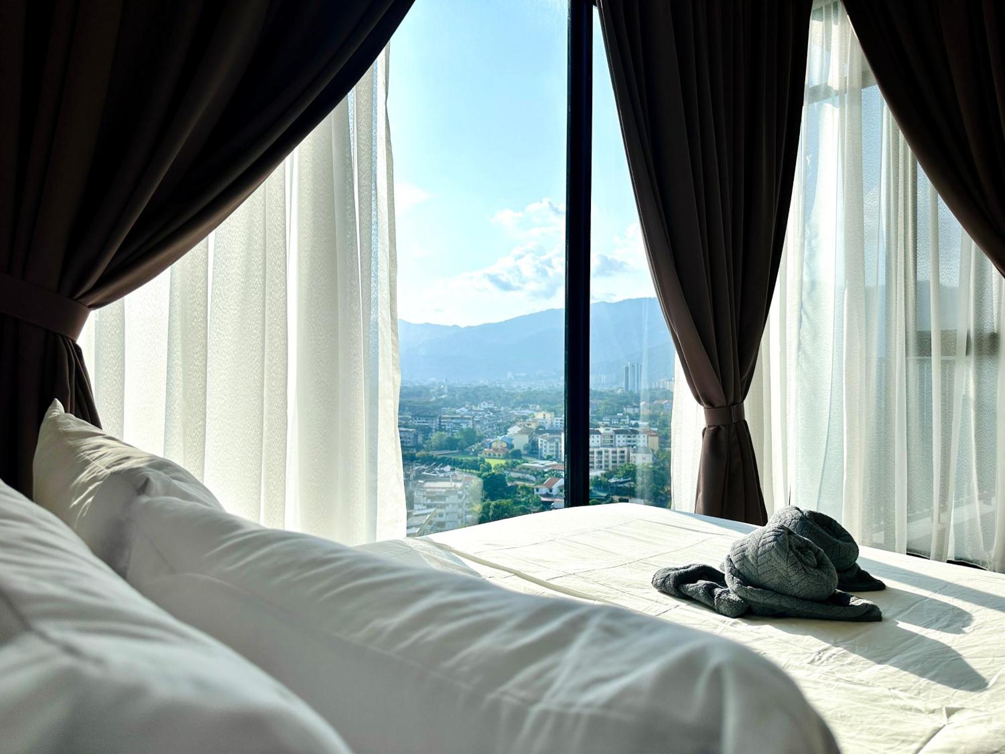 New 2Br Georgetown Warm And Lovely Homestay 10Pax-无敌美景两房民宿 Beacon Executive Suite Ngoại thất bức ảnh