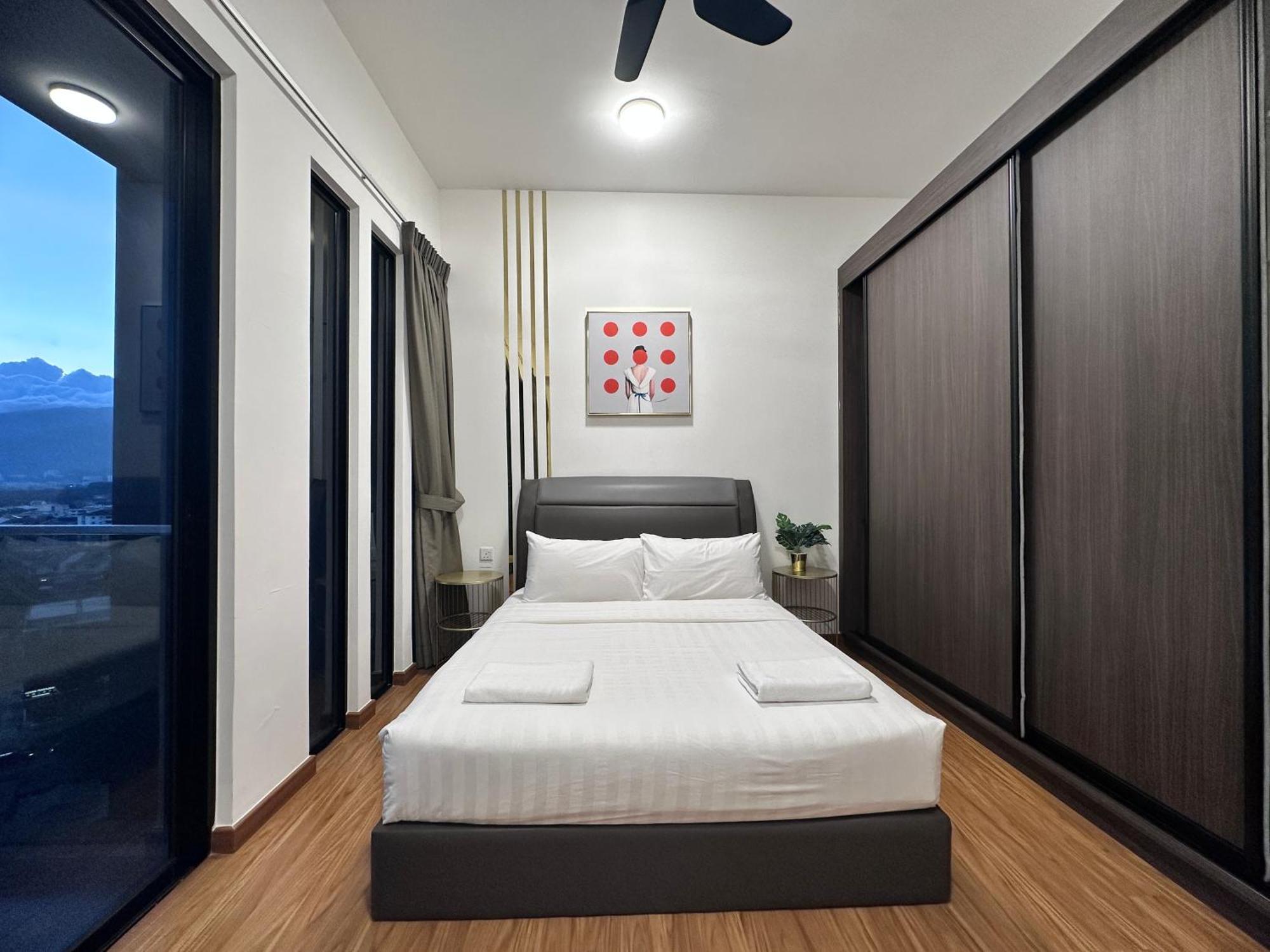 New 2Br Georgetown Warm And Lovely Homestay 10Pax-无敌美景两房民宿 Beacon Executive Suite Ngoại thất bức ảnh