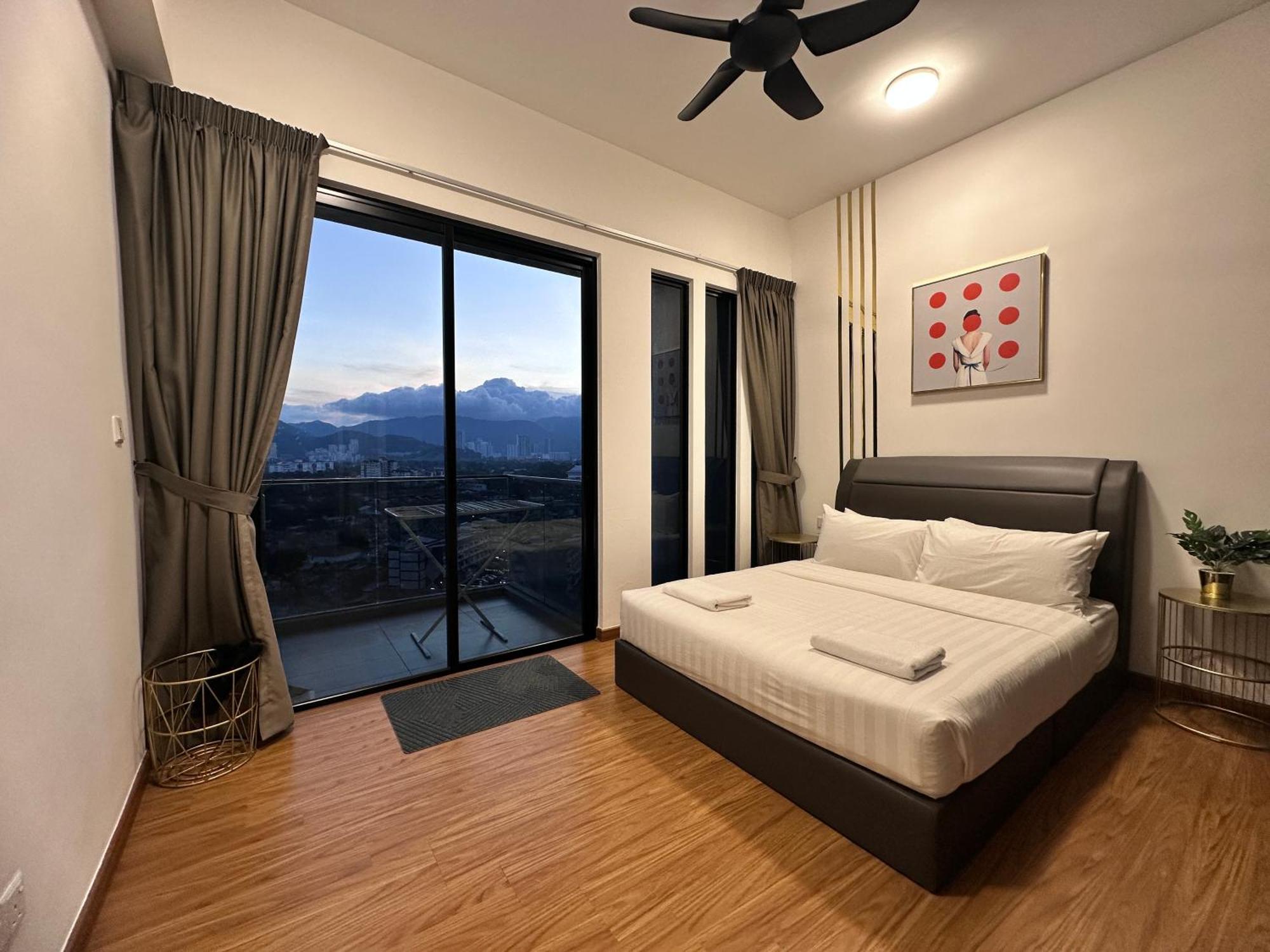 New 2Br Georgetown Warm And Lovely Homestay 10Pax-无敌美景两房民宿 Beacon Executive Suite Ngoại thất bức ảnh